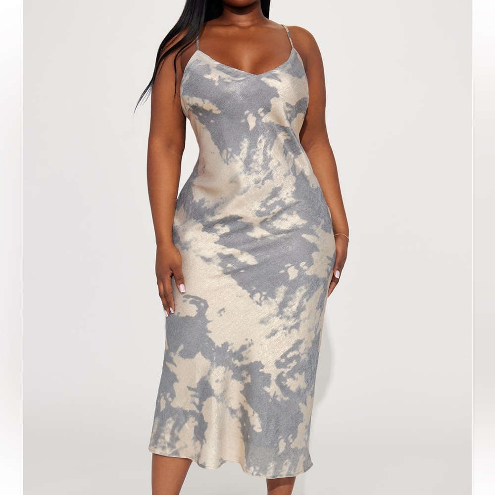 Fashion nova midi dress
